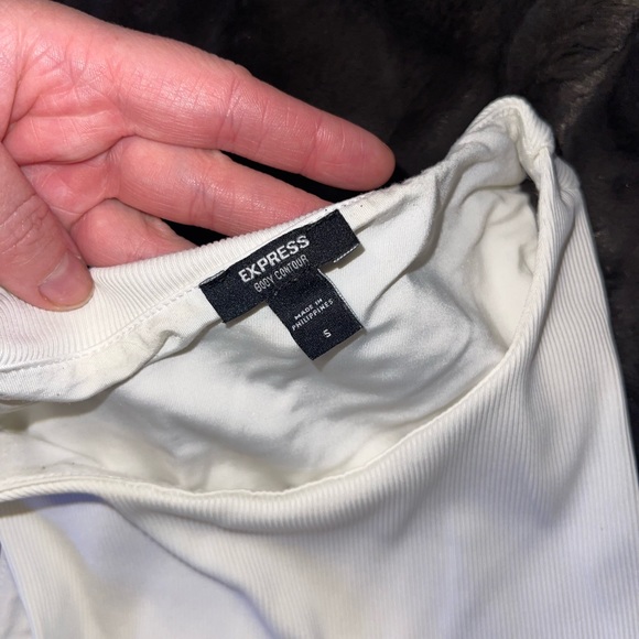 Small express body contour body suit white, gently used! - Picture 2 of 4